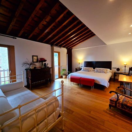 Posada Los Calderones Santillana del Mar Zewnętrze zdjęcie