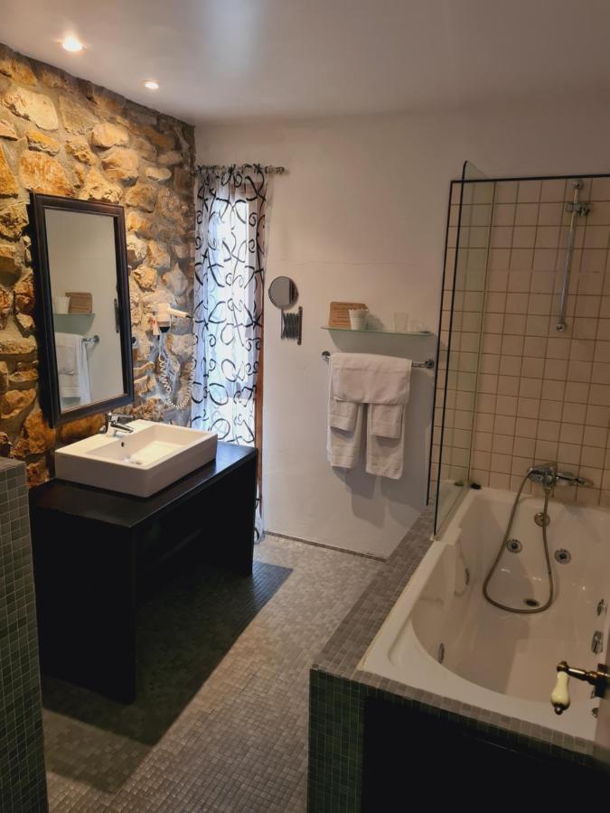 Posada Los Calderones Santillana del Mar Zewnętrze zdjęcie