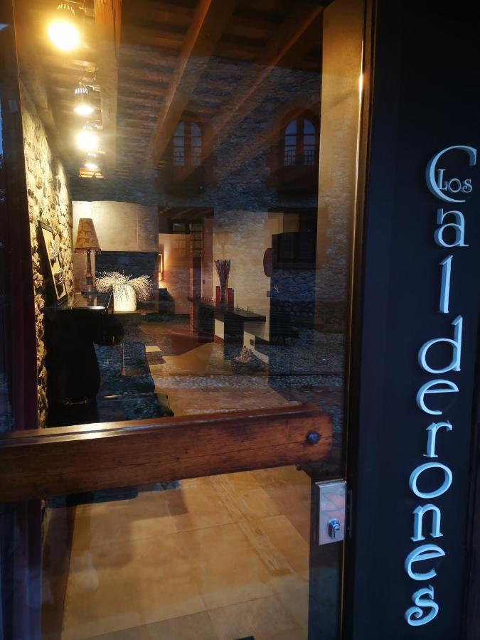 Posada Los Calderones Santillana del Mar Zewnętrze zdjęcie
