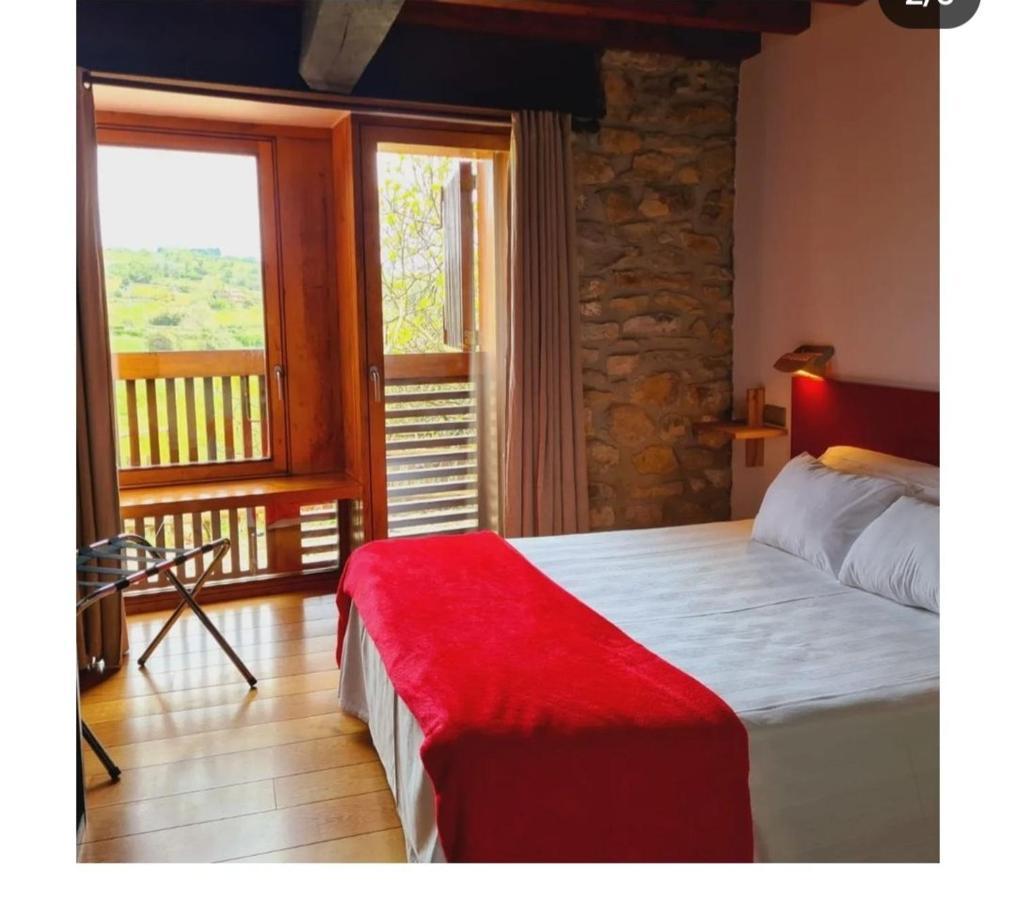 Posada Los Calderones Santillana del Mar Zewnętrze zdjęcie